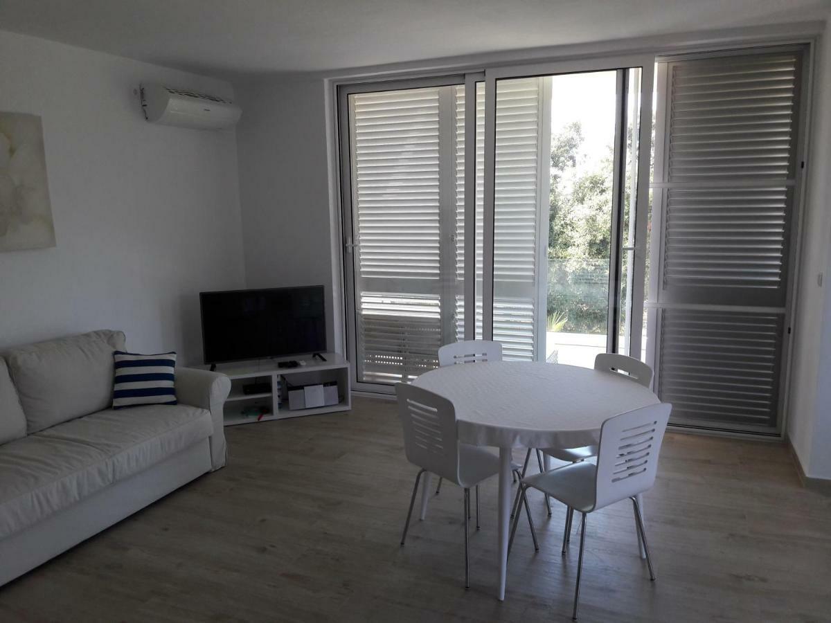 Apartment Marina Silba Luaran gambar